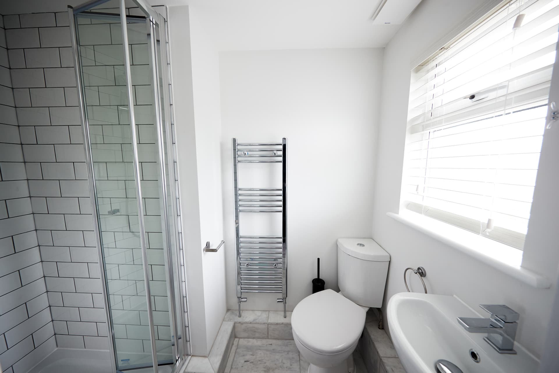 Bathroom Installation in Bournemouth: Coordinating Plumbing, Tiling and Electrical Work